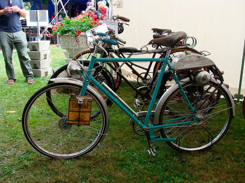 TOUR-EN-BICICLETA