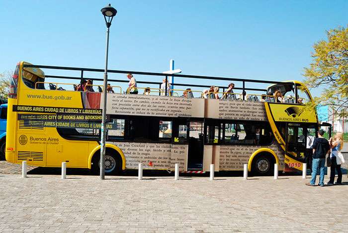 QUE-VISITAR-EN-BUENOS-AIRES-BUS-TURISTICO-BUENOS-AIRES