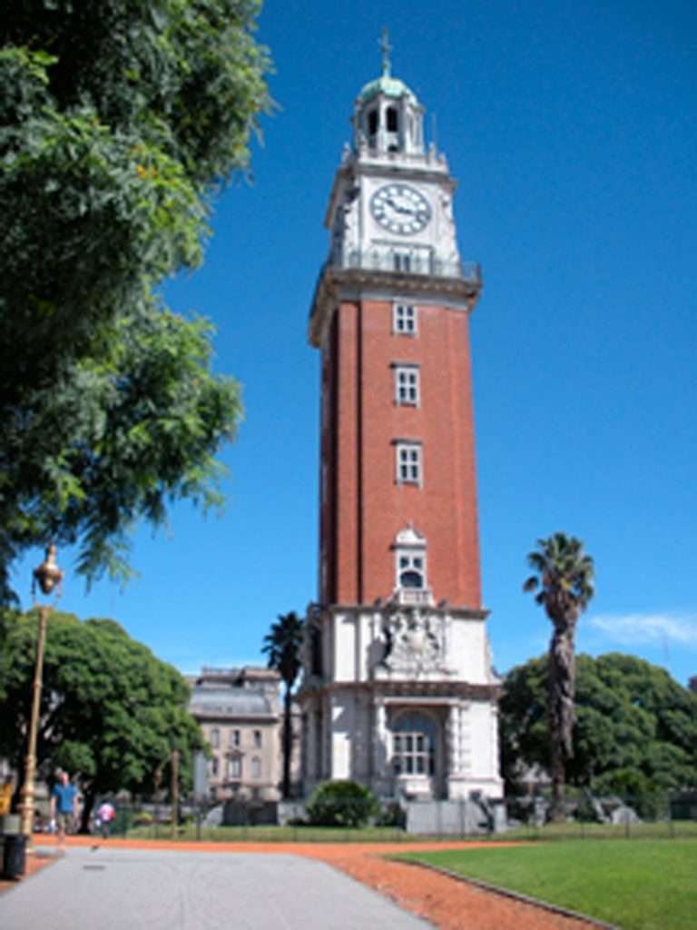 QUE-VISITAR-EN-BUENOS-AIRES-TORRE-MONUMENTAL